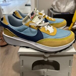 Nike Debut Waffle